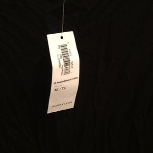 Old Navy Tops - NWT Black Swingy Tank Old Navy Tops - NWT Black Swingy Tank
